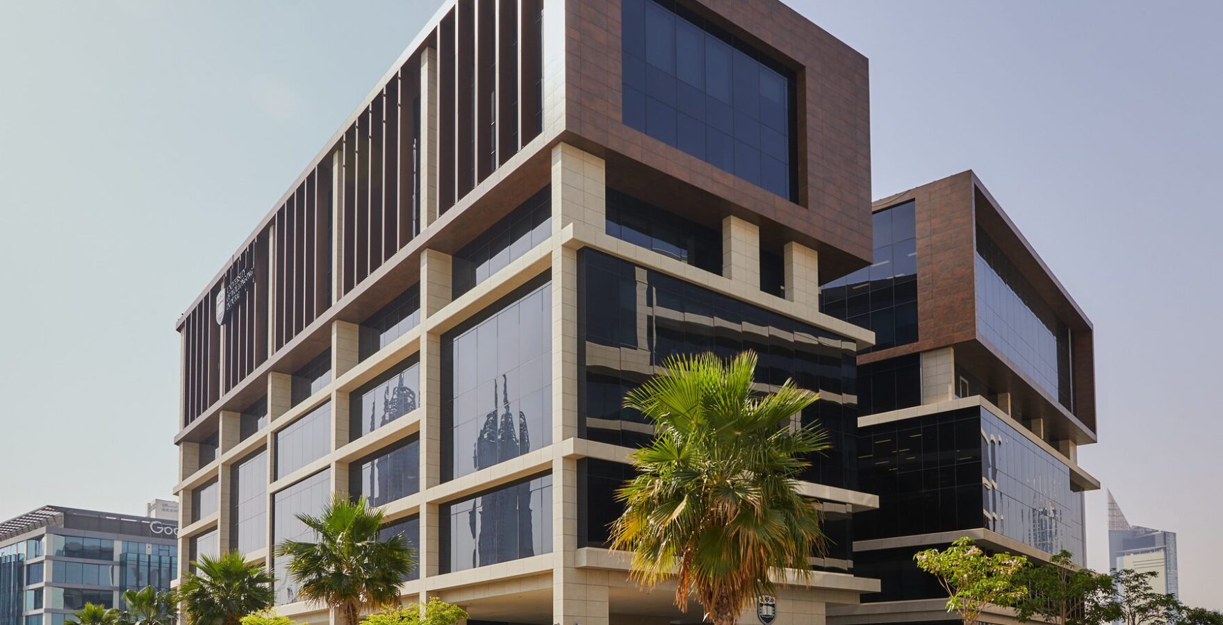 University of Wollongong in Dubai (UOWD)